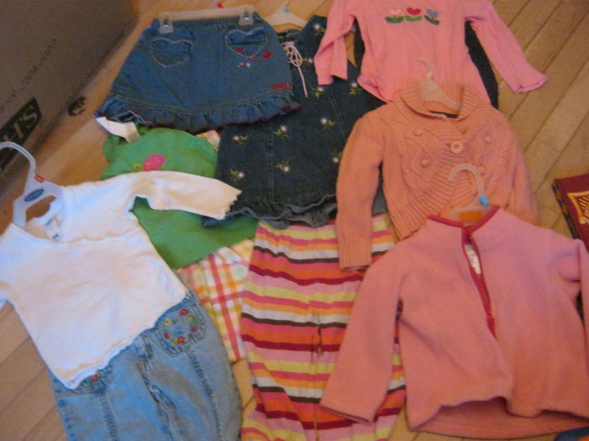 LOT OF GIRLS CLOTHES SIZE 2, GYMBOREE, OLD NAVY PLUS MORE  